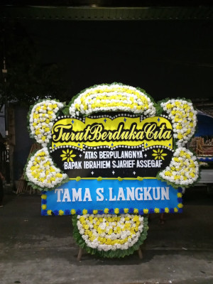 Papan Bunga Duka di Masjid Jamik